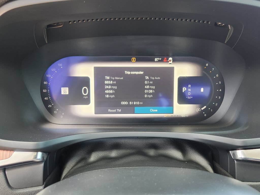 Used 2024 Volvo S60 B5 Plus AWD/4WD image 7