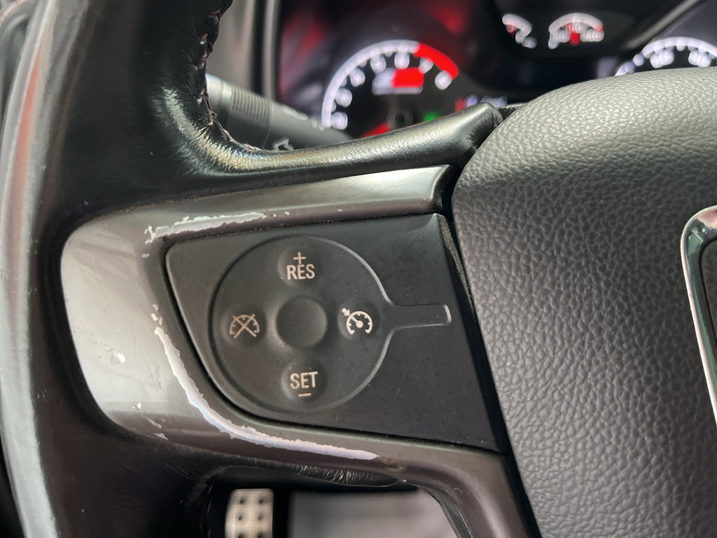 Used 2015 GMC Canyon SLE w/ All-Terrain Package image 17