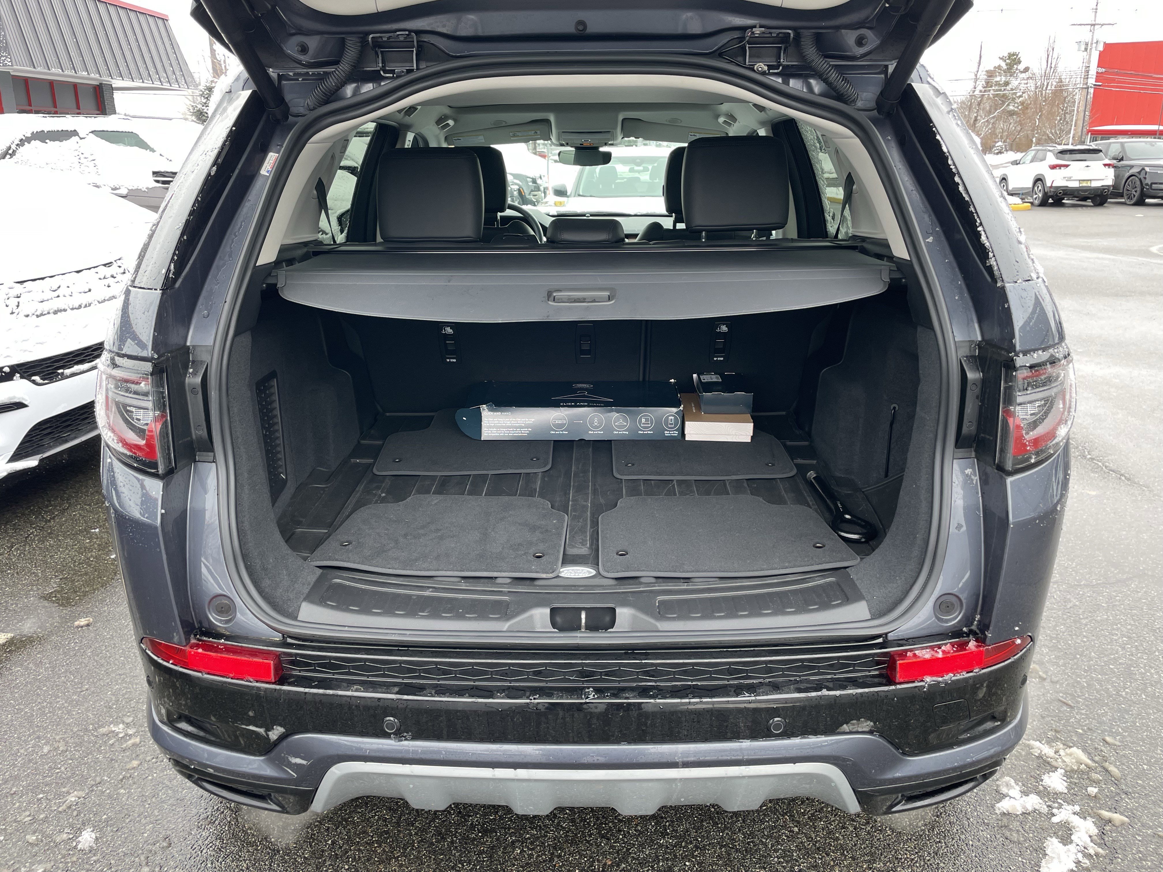 Certified 2024 Land Rover Discovery Sport S image 36