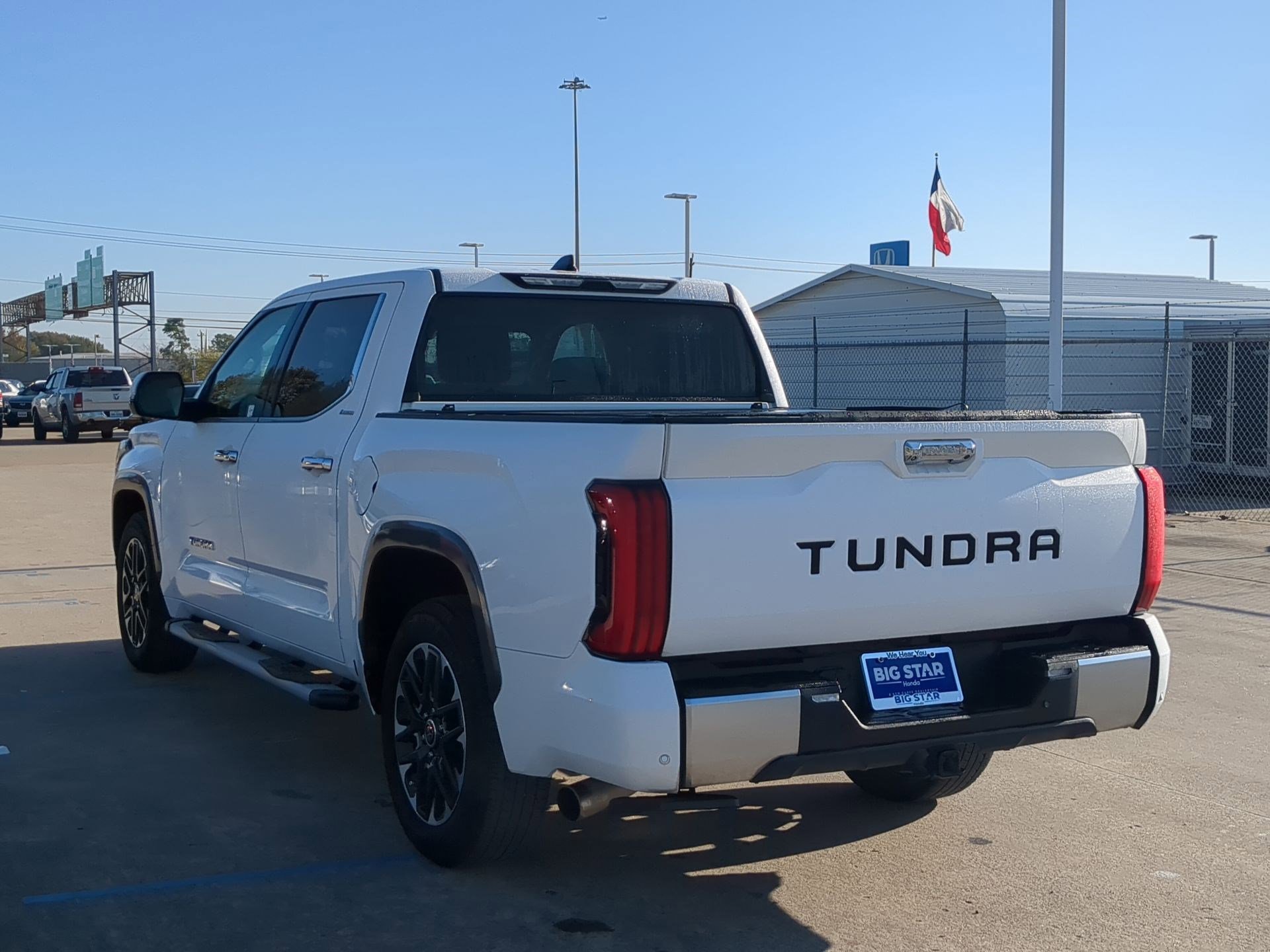 Used 2023 Toyota Tundra Limited image 6