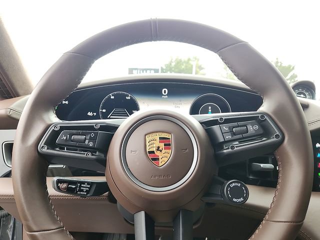 Used 2022 Porsche Taycan Turbo S image 20