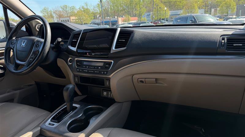 Used 2017 Honda Pilot EX-L image 31