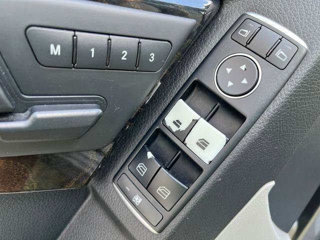 Used 2015 Mercedes-Benz GLK 350 2WD image 22