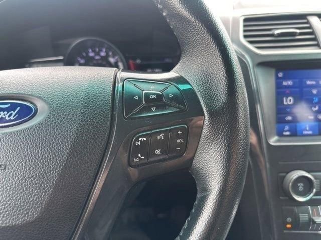 Used 2018 Ford Explorer XLT w/ Equipment Group 201A image 15