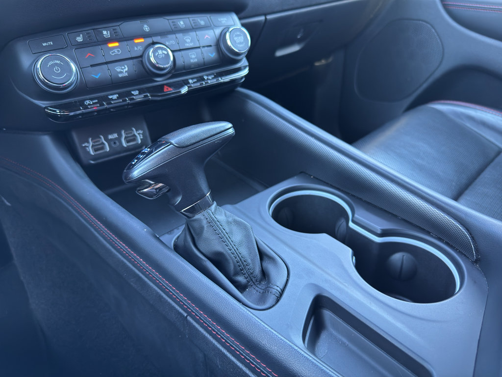 Used 2024 Dodge Durango GT image 33