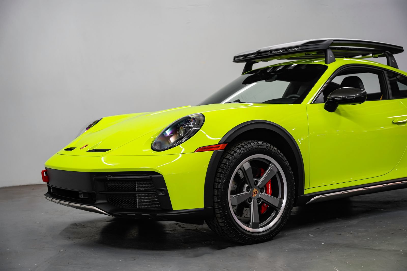 Used 2024 Porsche 911 Dakar AWD/4WD image 37