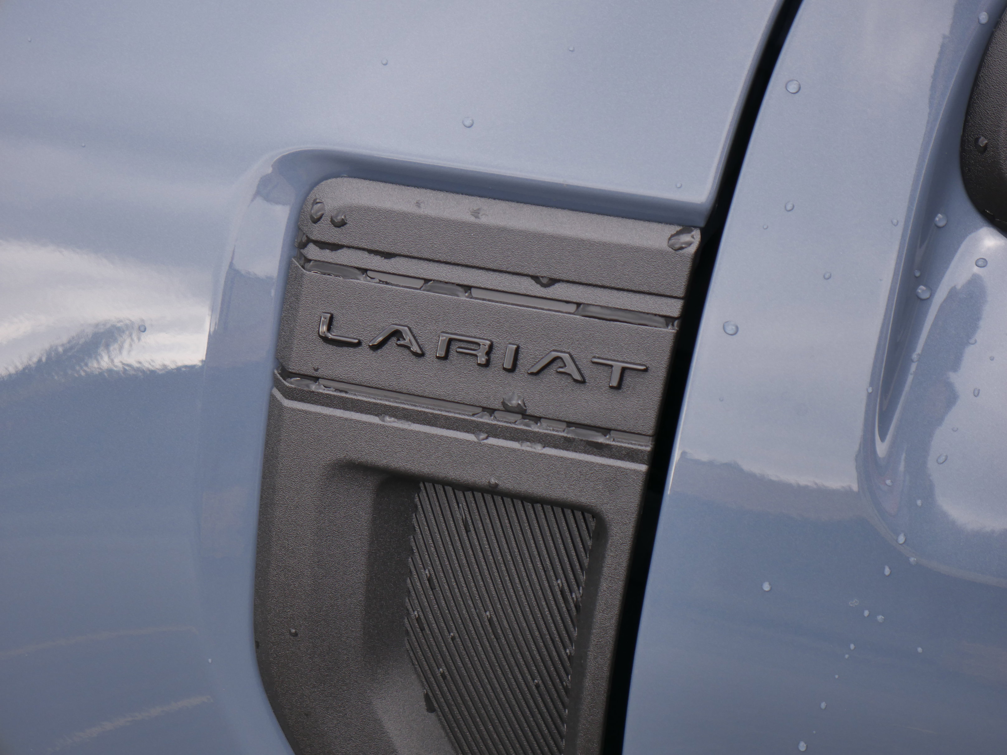 New 2025 Ford Maverick Lariat w/ Black Appearance Package image 18