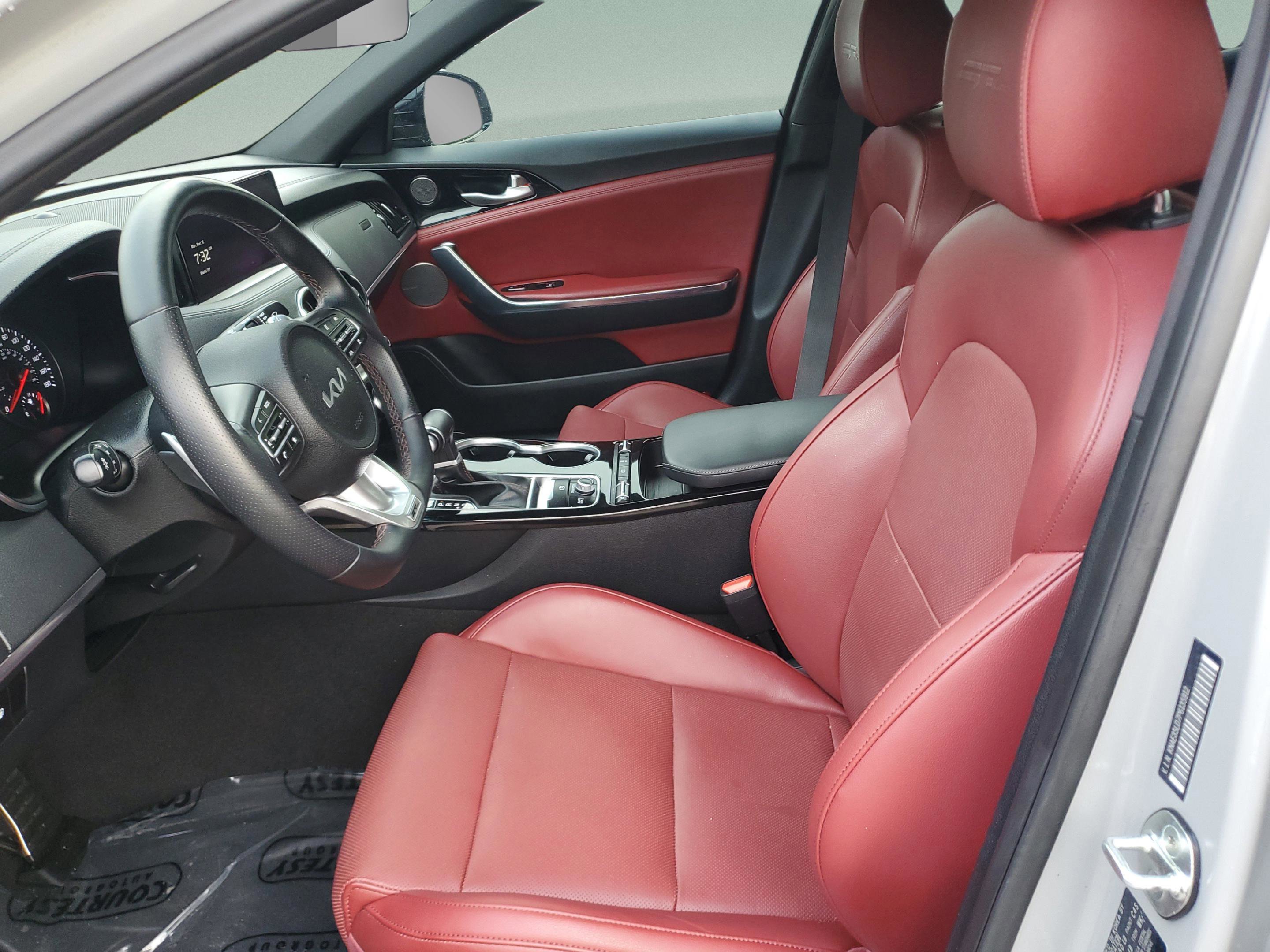 Certified 2023 Kia Stinger GT-Line w/ Sun & Sound Package image 20