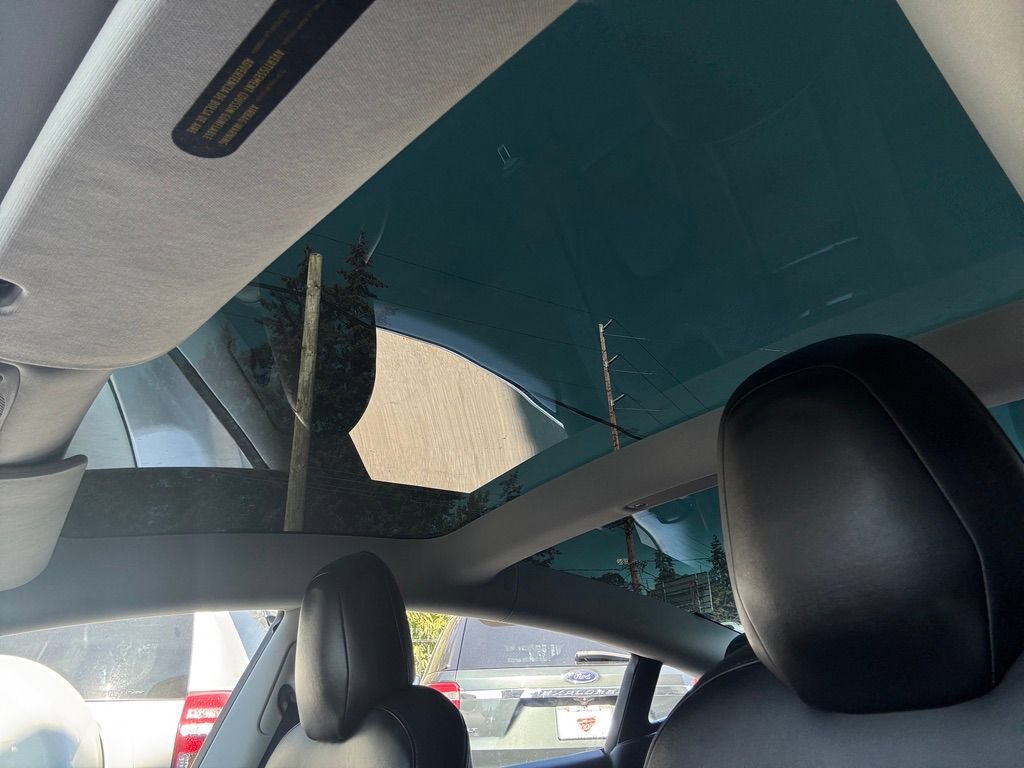 Used 2018 Tesla Model 3 Long Range RWD image 24