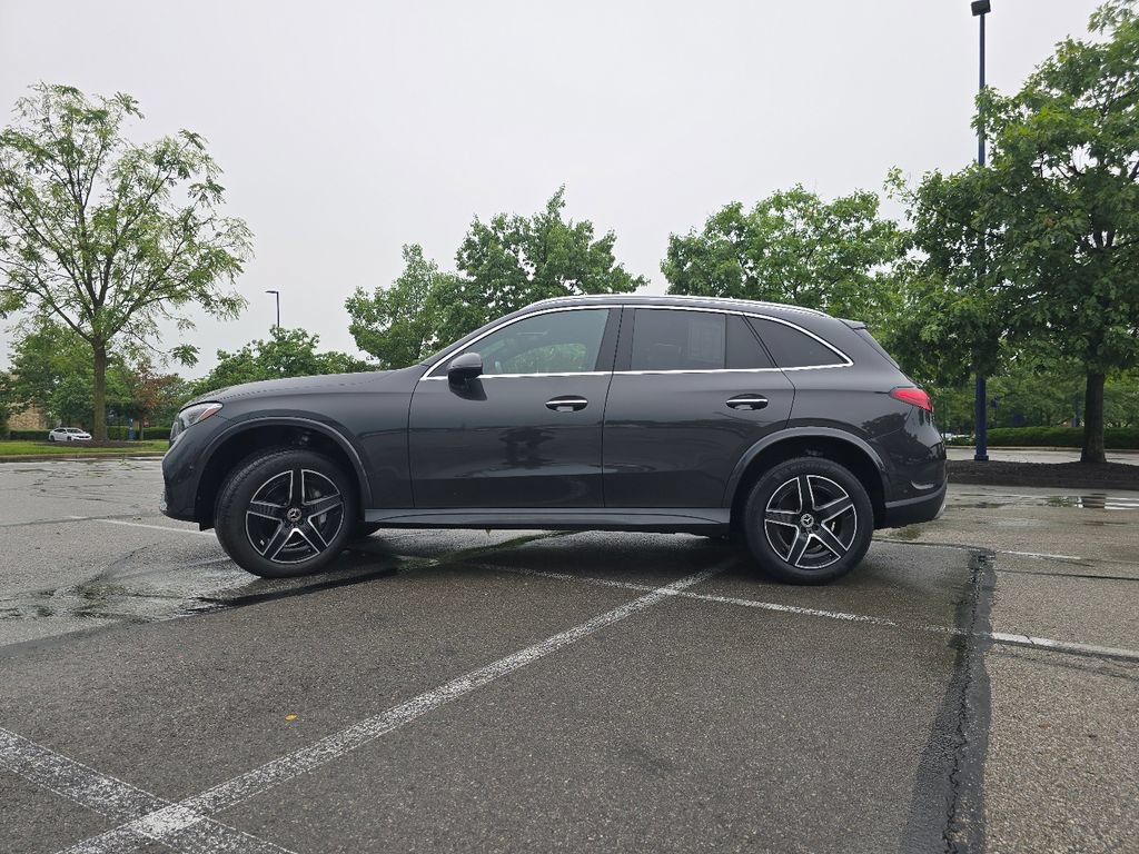 Used 2023 Mercedes-Benz GLC 300 4MATIC image 13