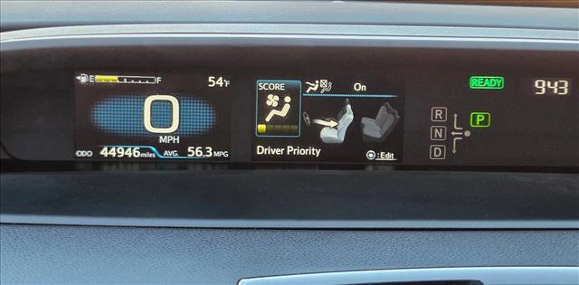 Certified 2021 Toyota Prius L Eco image 11