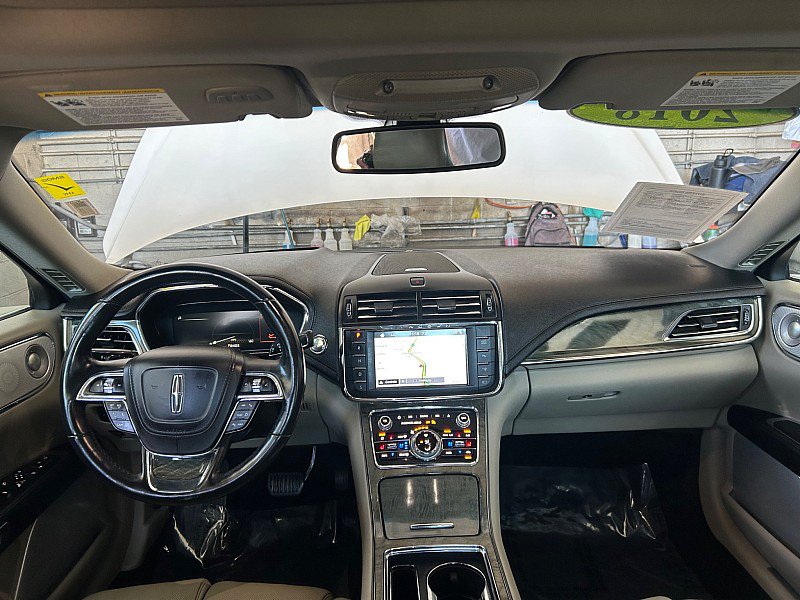 Used 2018 Lincoln Continental Reserve AWD/4WD image 18