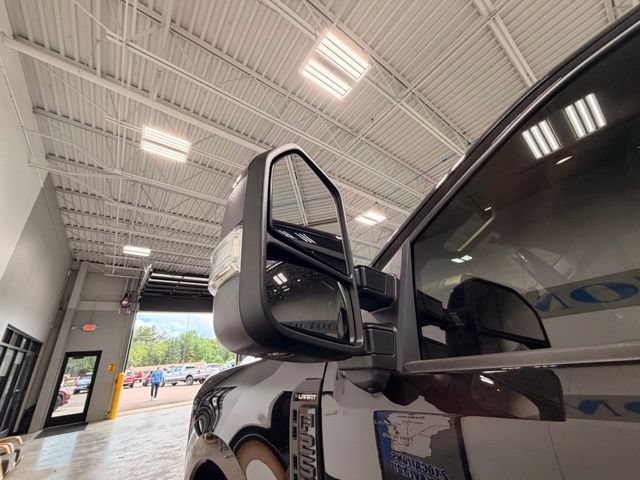 Used 2025 Ford F250 Lariat w/ Black Appearance Package AWD/4WD image 18