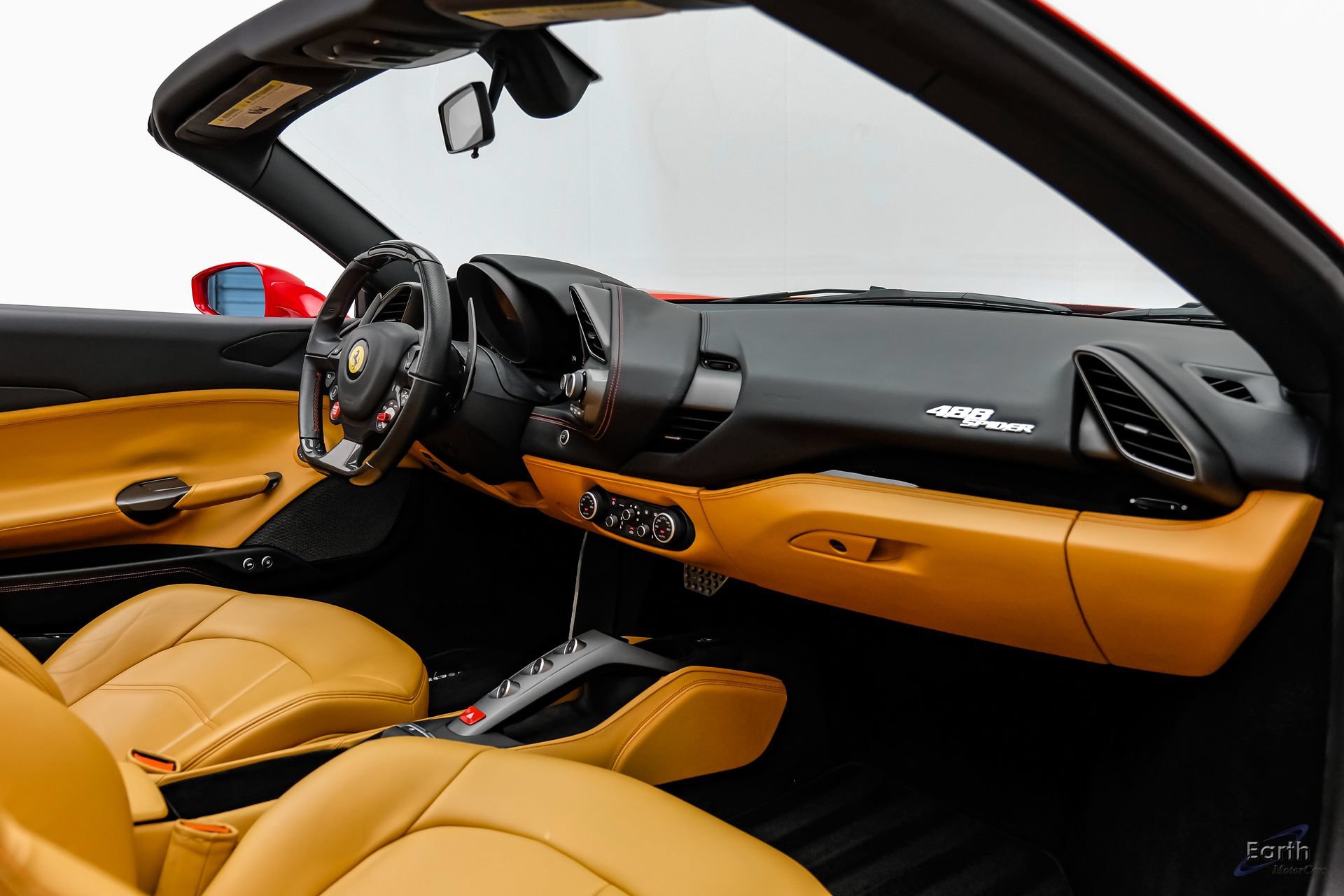 Used 2018 Ferrari 488 Spider RWD image 58