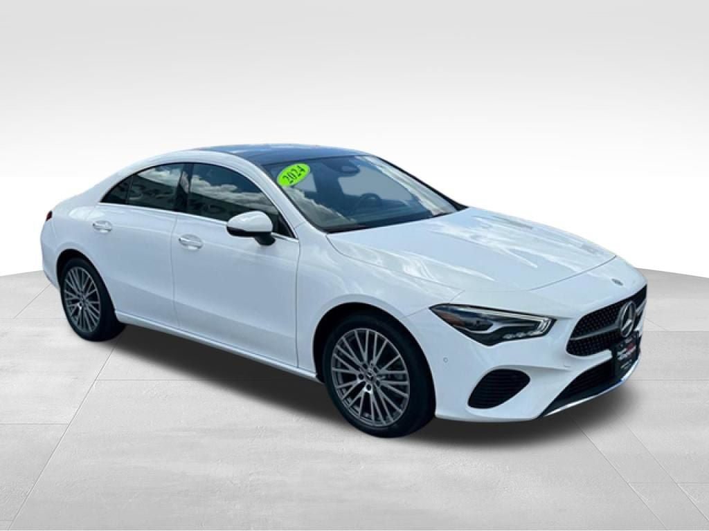 Used 2024 Mercedes-Benz CLA 250 4MATIC image 9
