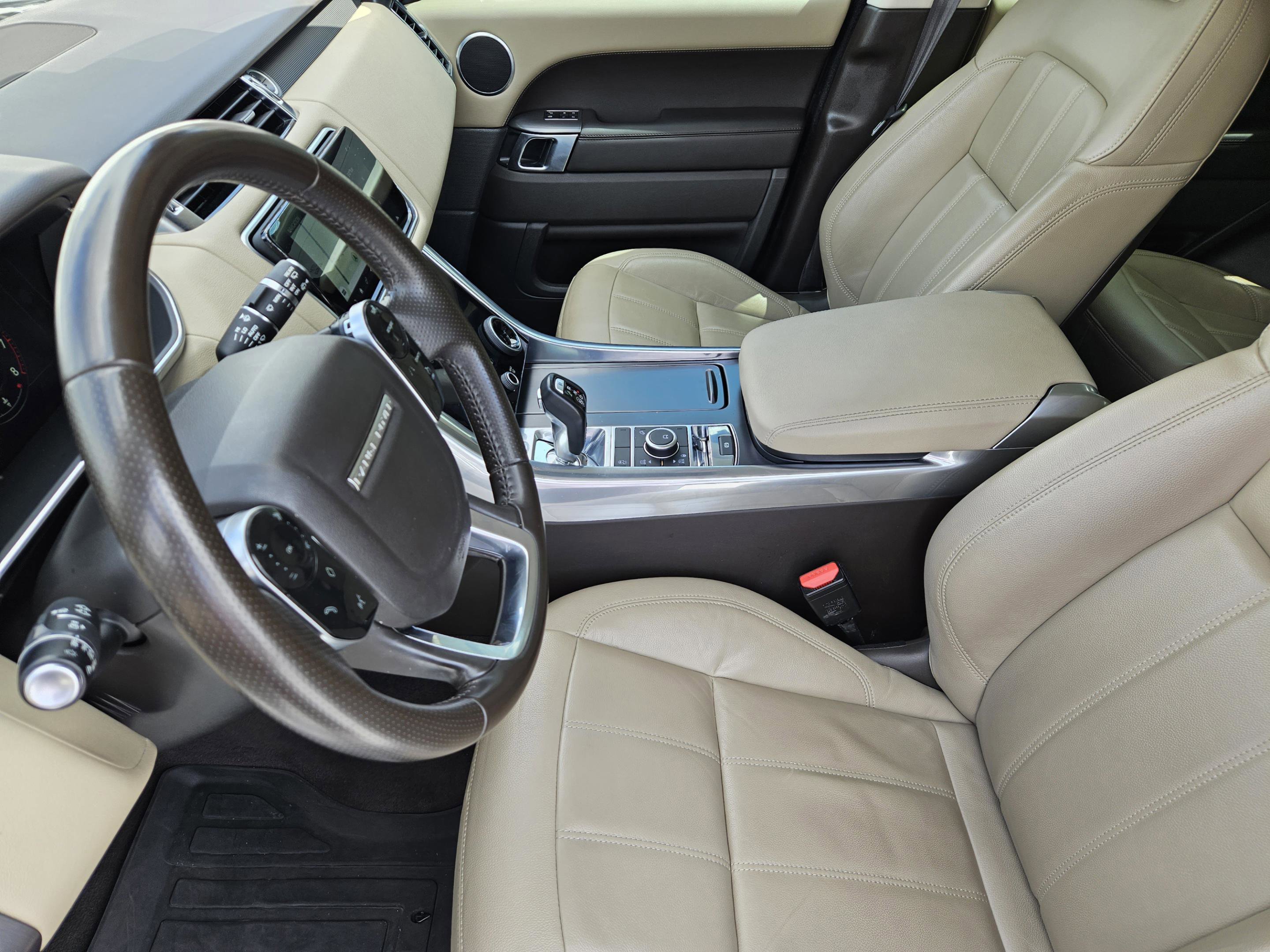 Used 2019 Land Rover Range Rover Sport SE AWD/4WD image 11