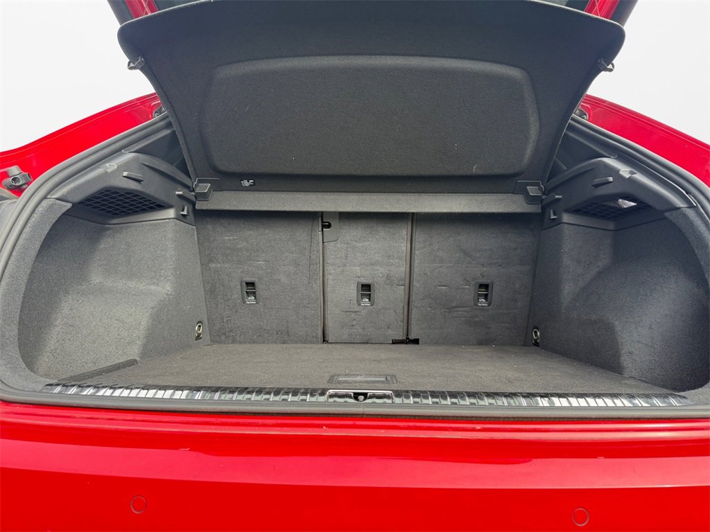 Used 2023 Audi Q3 2.0T Premium image 18