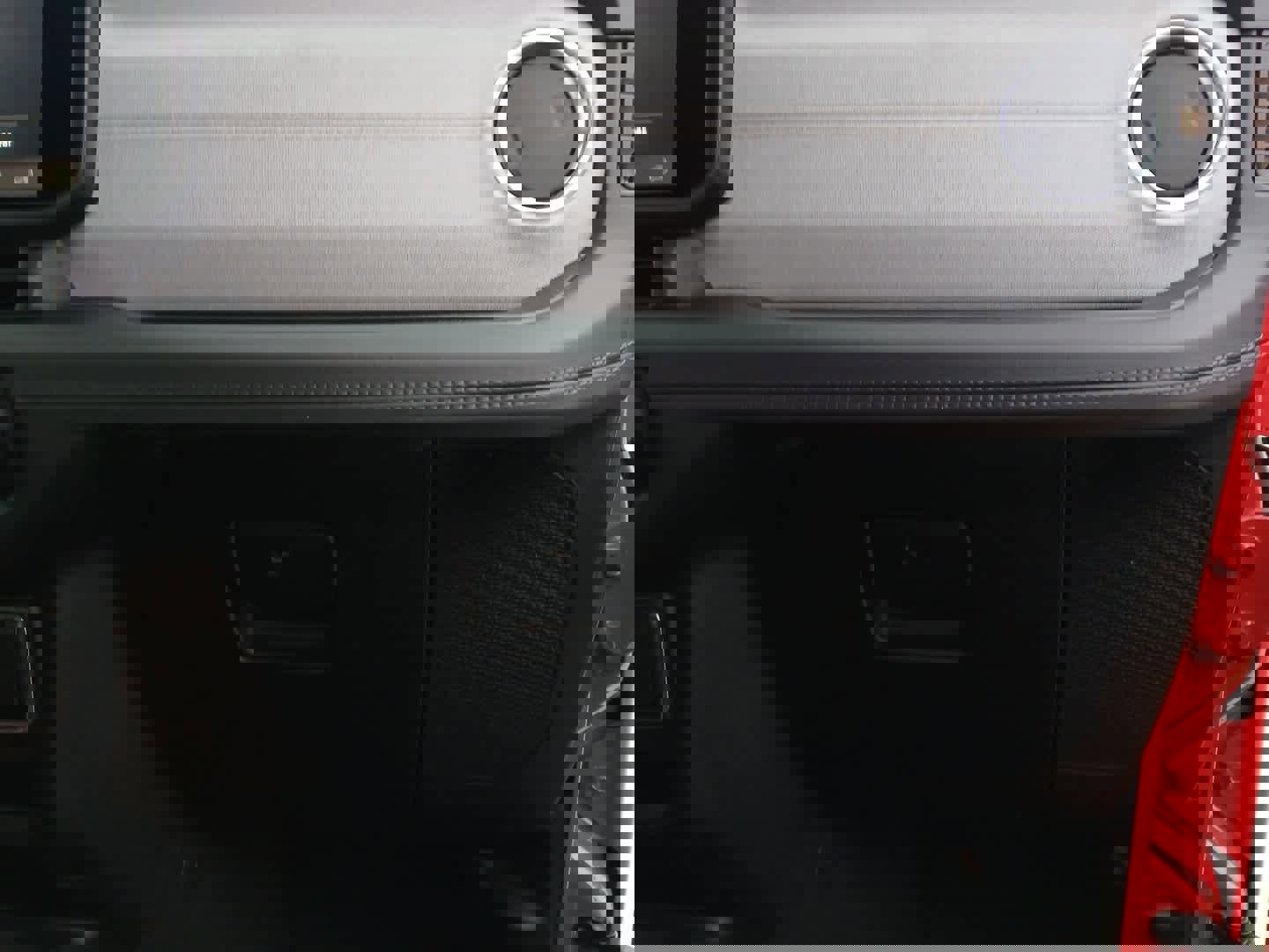 Used 2025 Jeep Wrangler Sahara image 49