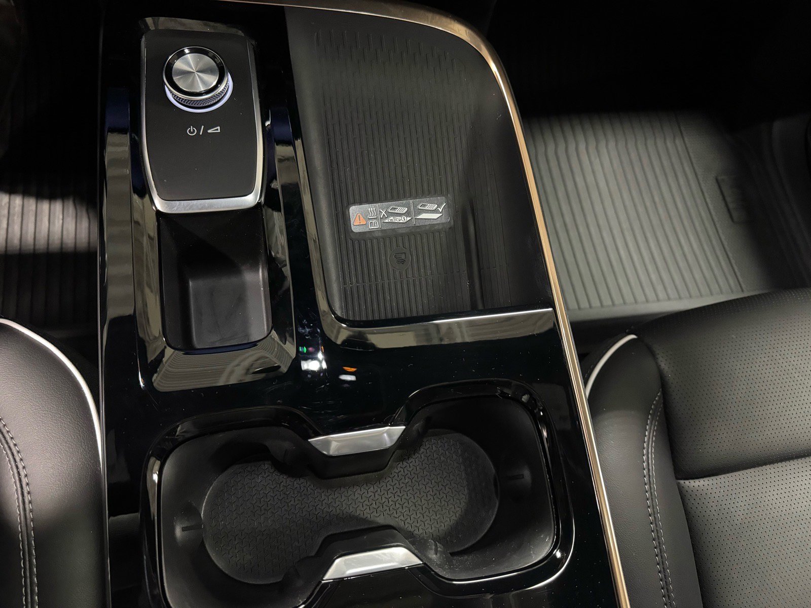 Used 2026 Buick Enclave Avenir w/ Super Cruise Package image 23