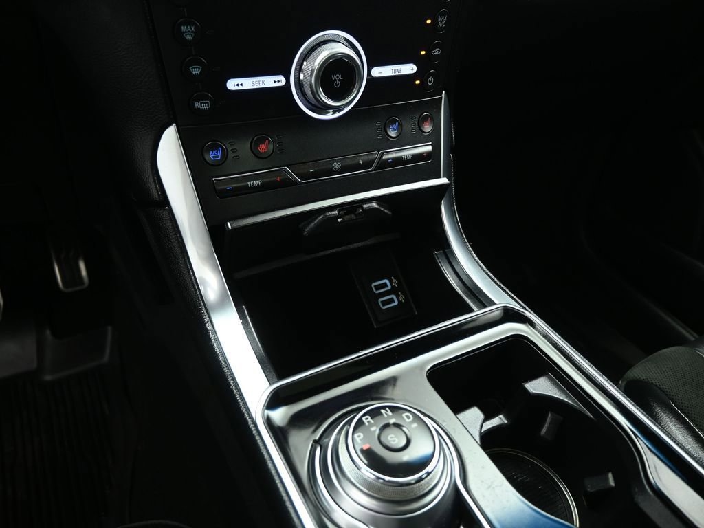 Certified 2019 Ford Edge ST w/ Equipment Group 401A image 17