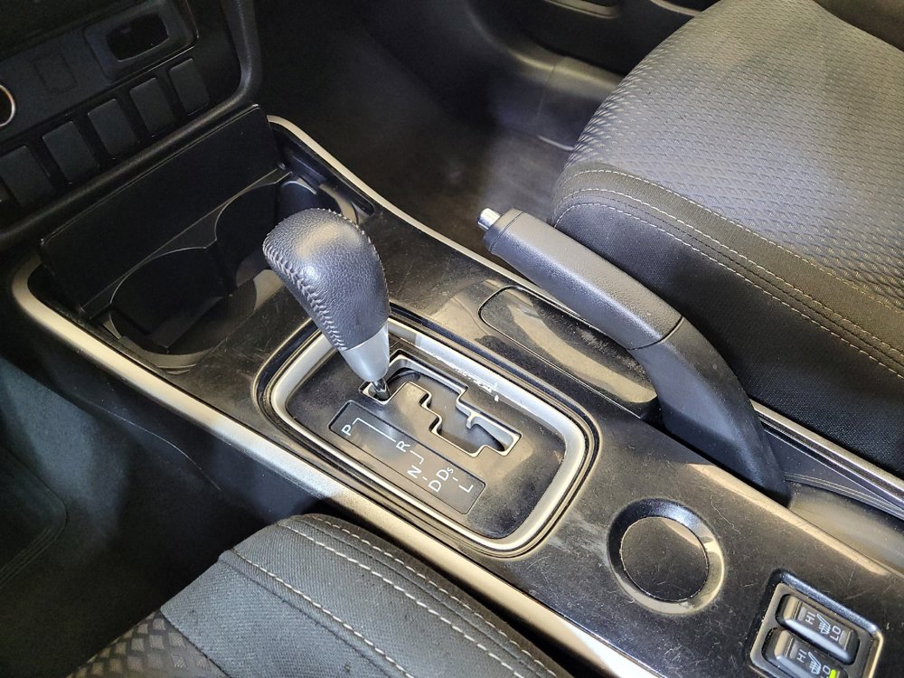 Used 2018 Mitsubishi Outlander SE FWD image 26