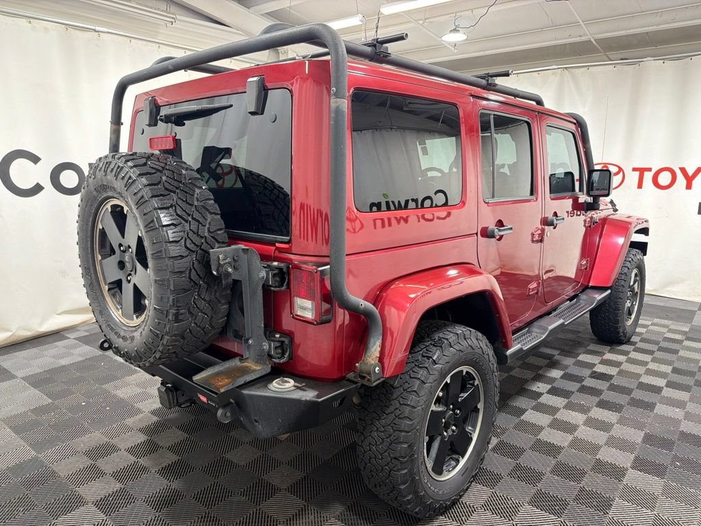 Used 2012 Jeep Wrangler Unlimited Sahara AWD/4WD image 8