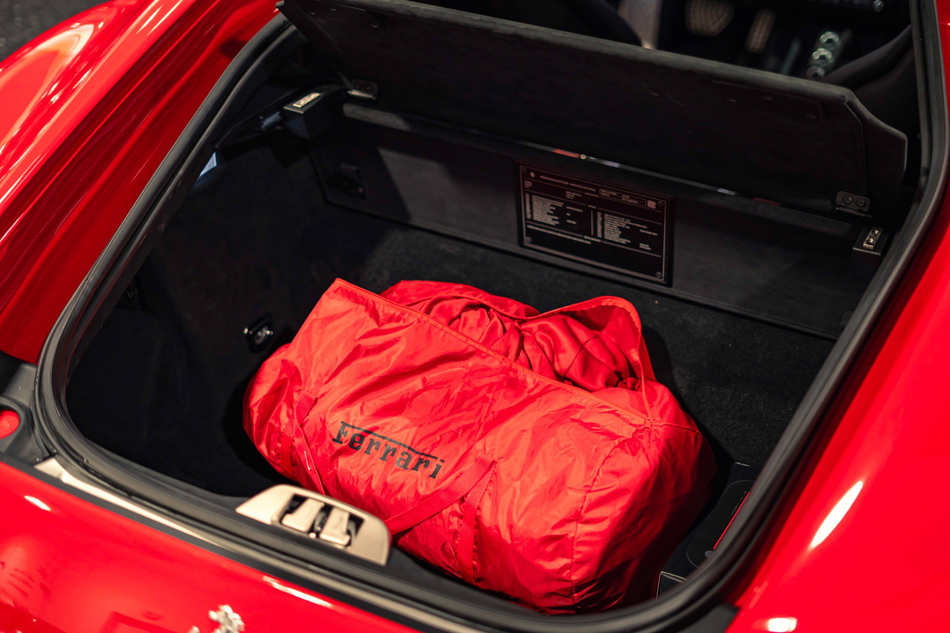 Used 2020 Ferrari 812 Superfast RWD image 51