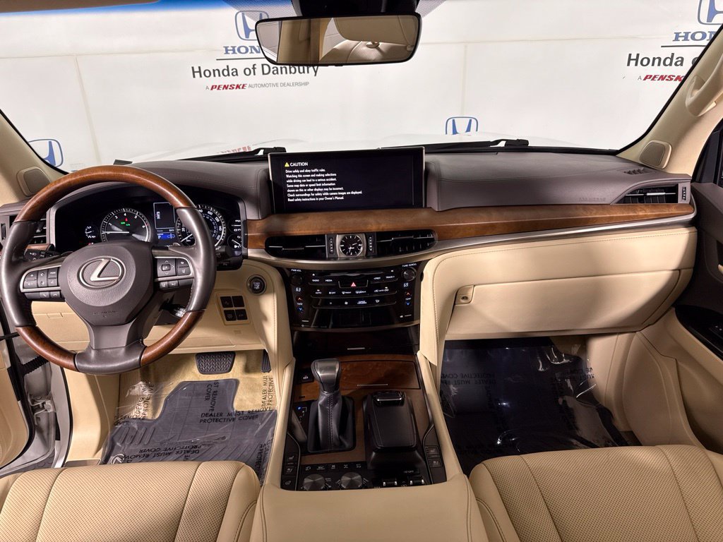 Used 2019 Lexus LX 570 4WD w/ Luxury Package image 16