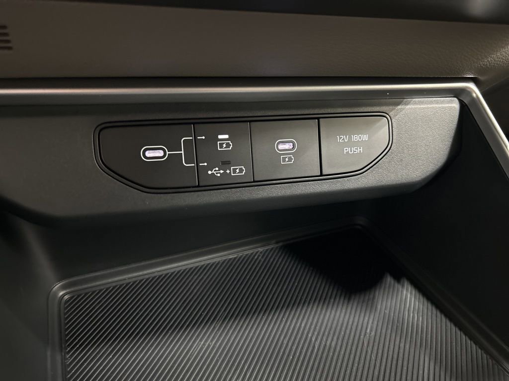 New 2026 Kia Carnival LXS image 22