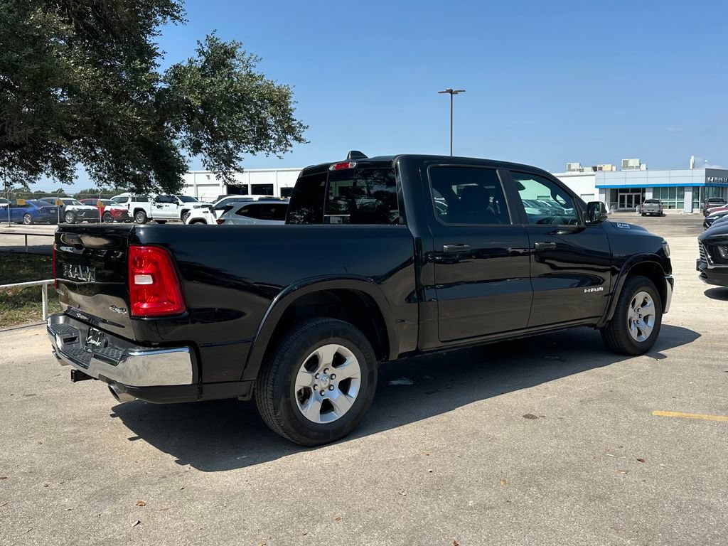 Used 2025 RAM 1500 Big Horn AWD/4WD image 5