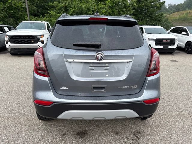 Used 2019 Buick Encore Essence w/ Safety Package II AWD/4WD image 4