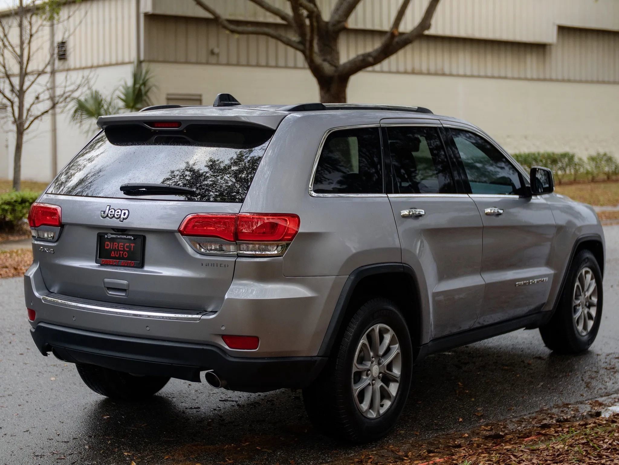 Used 2014 Jeep Grand Cherokee Limited image 11
