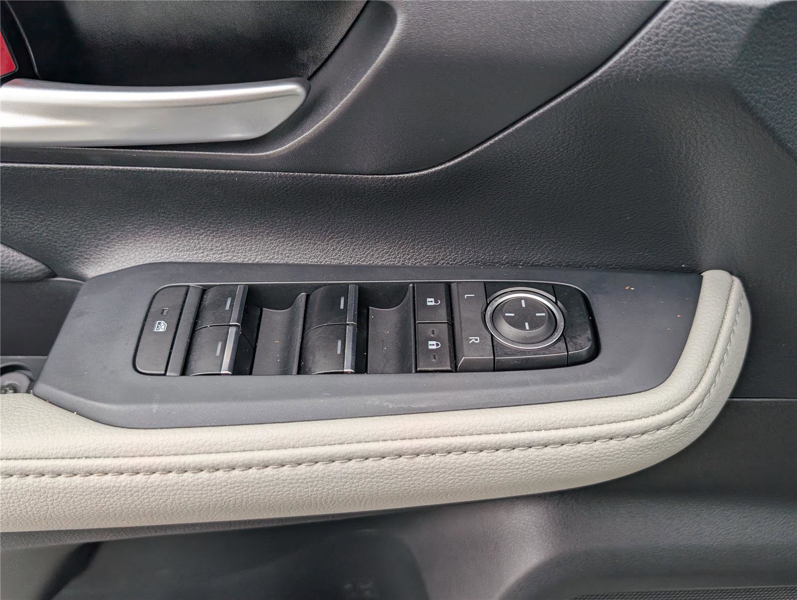 Used 2024 Toyota Grand Highlander XLE image 21