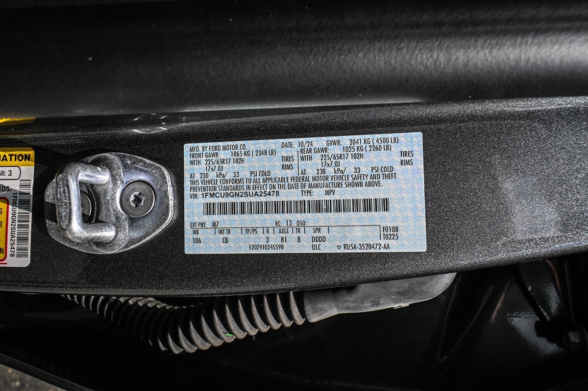 Used 2025 Ford Escape Active w/ Cold Weather Package AWD/4WD image 19