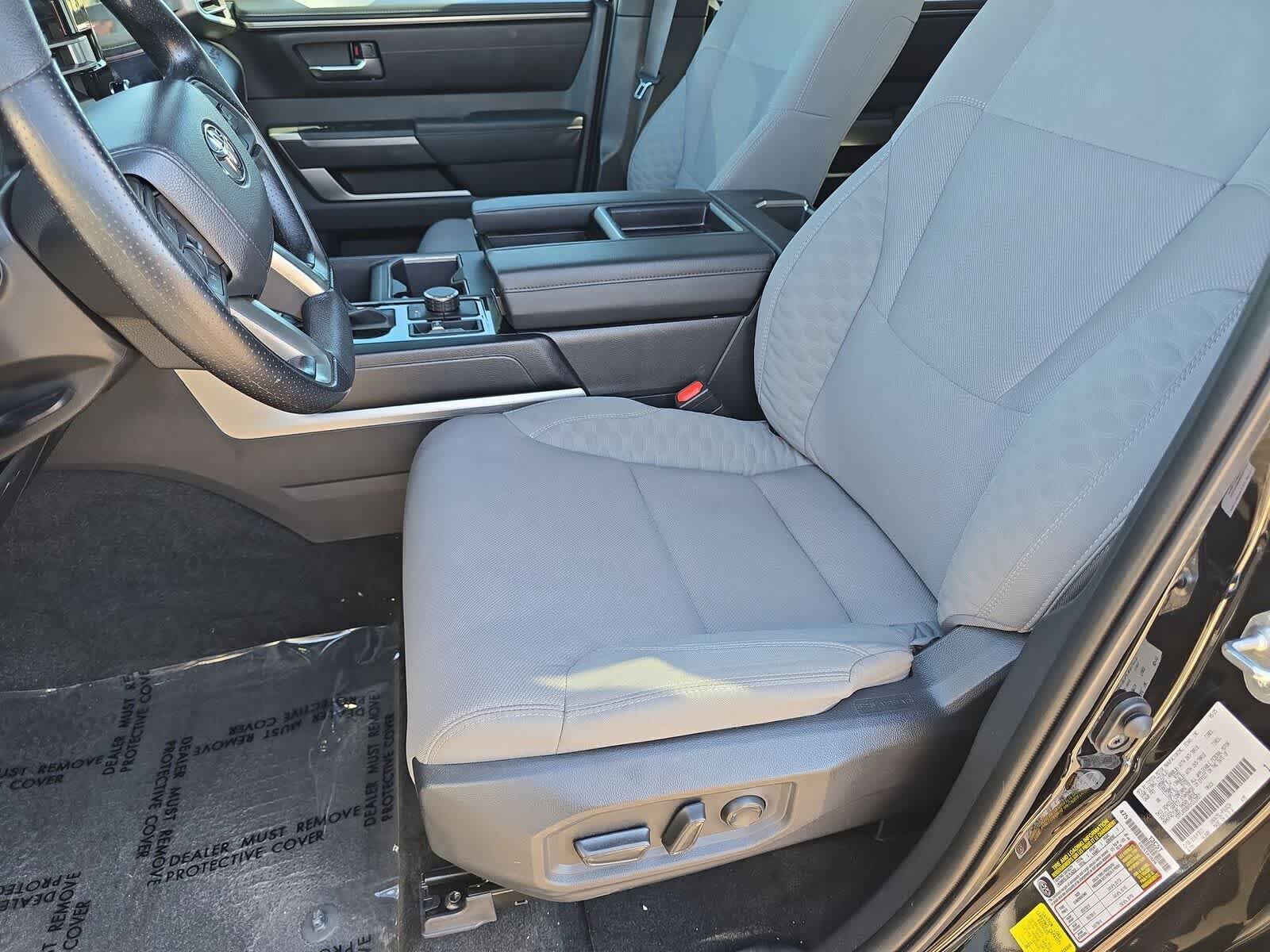 Used 2025 Toyota Tundra SR5 w/ SR5 Convenience Package AWD/4WD image 17