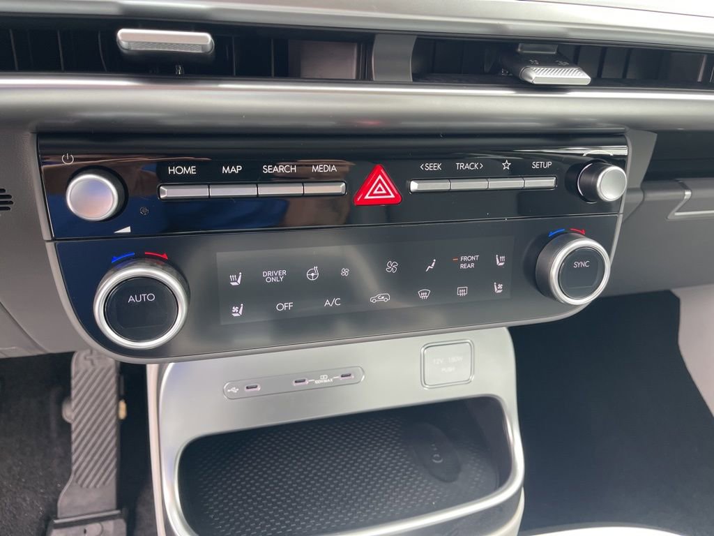 New 2026 Hyundai Ioniq 9 SEL image 35