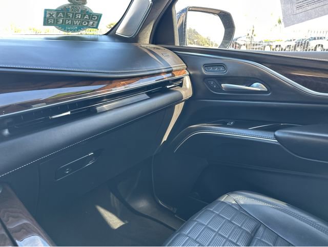 Certified 2022 Cadillac Escalade Sport Platinum RWD image 5