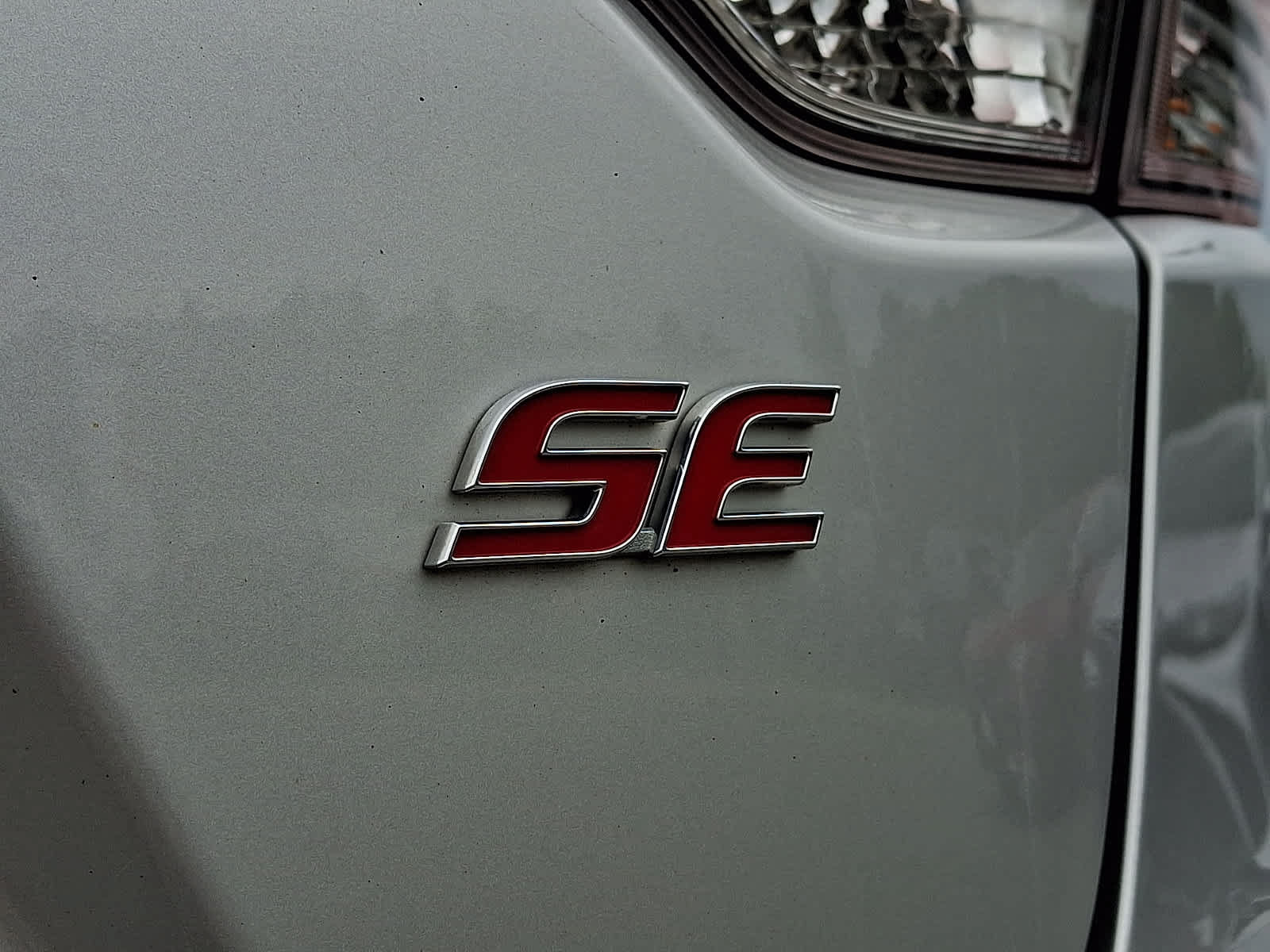 Used 2024 Toyota Corolla SE w/ SE Premium Package FWD image 34