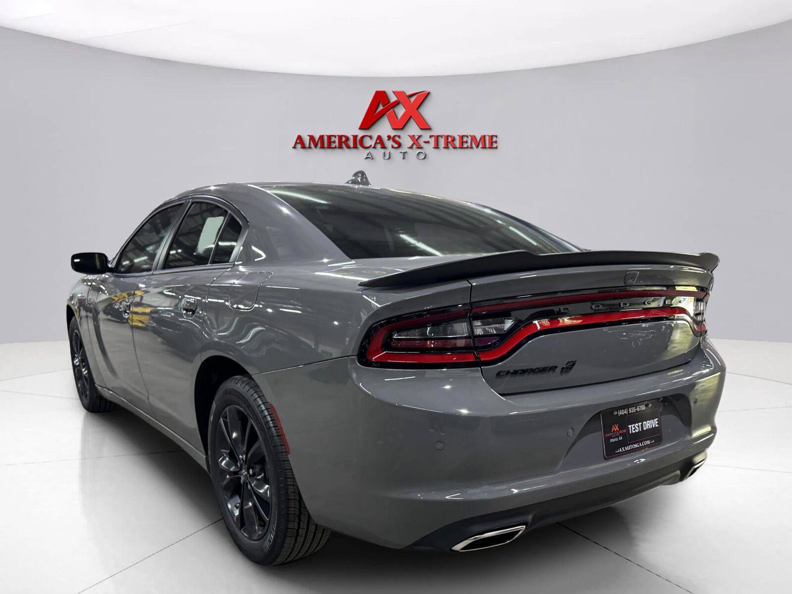 Used 2023 Dodge Charger SXT w/ Blacktop Package AWD/4WD image 6
