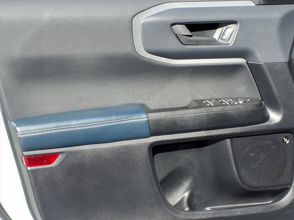 Used 2021 Ford Bronco Sport Outer Banks w/ Outer Banks Package image 16