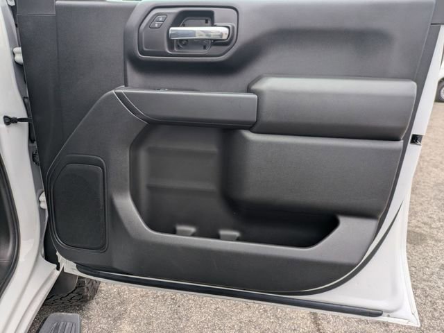 Used 2023 Chevrolet Silverado 2500 Custom w/ Custom Value Package image 33