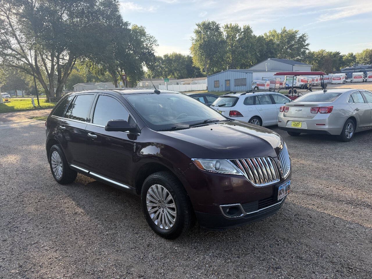 Used 2011 Lincoln MKX 2WD w/ Wood Pkg image 4