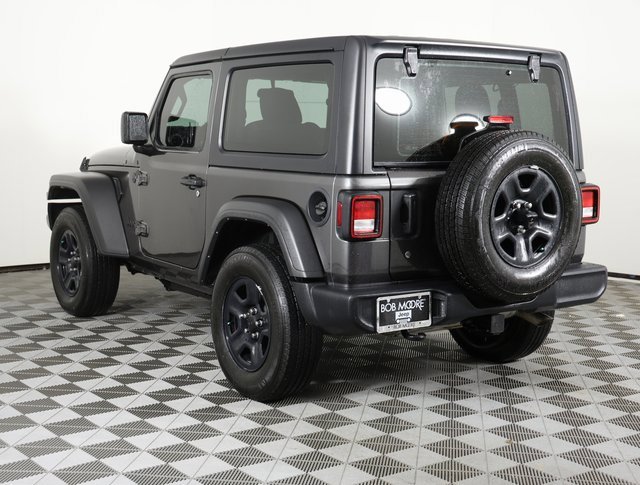 Used 2022 Jeep Wrangler Sport image 6