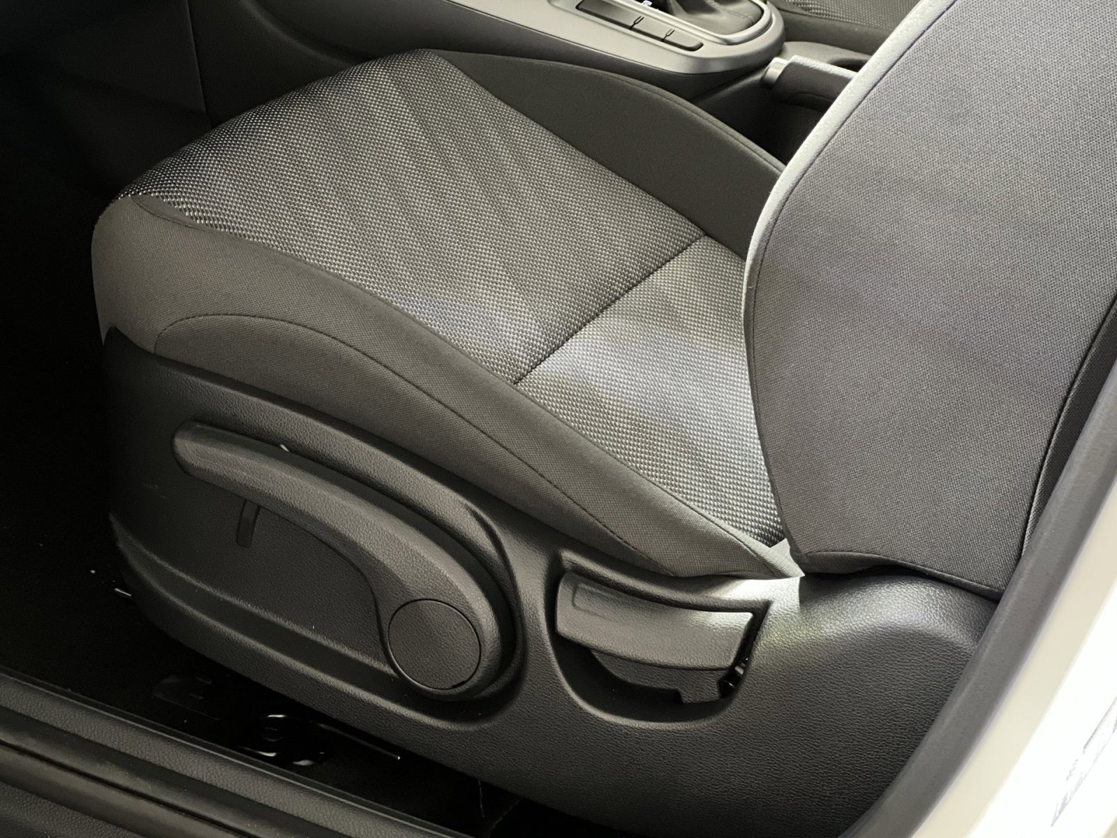 New 2026 Kia Seltos LX image 12