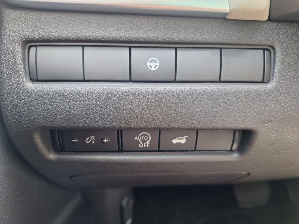 Used 2024 Nissan Rogue SL w/ SL Premium Package AWD/4WD image 12