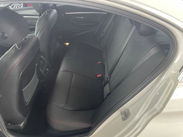 Used 2017 BMW 330i xDrive Sedan image 5