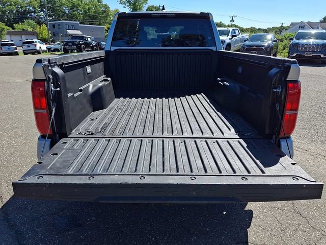 Used 2025 Toyota Tacoma SR5 AWD/4WD image 31