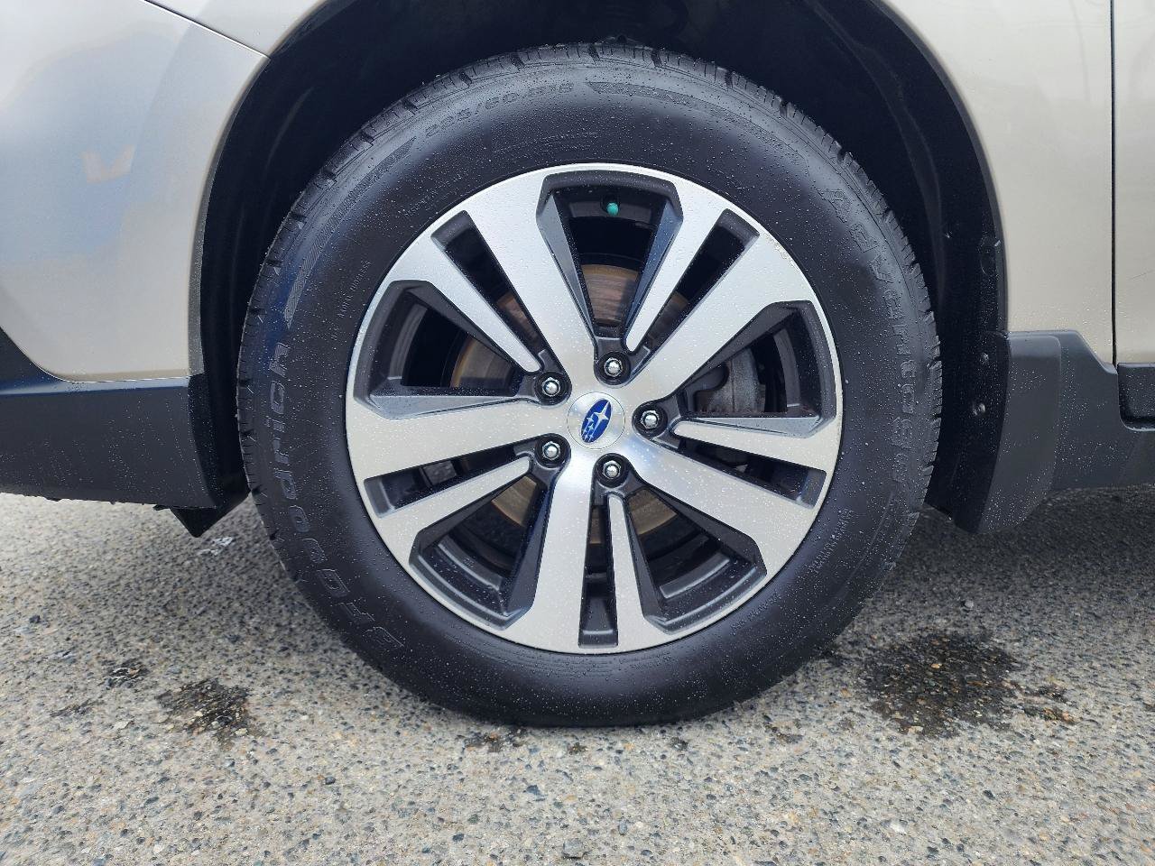 Used 2018 Subaru Outback 2.5i Limited AWD/4WD image 47