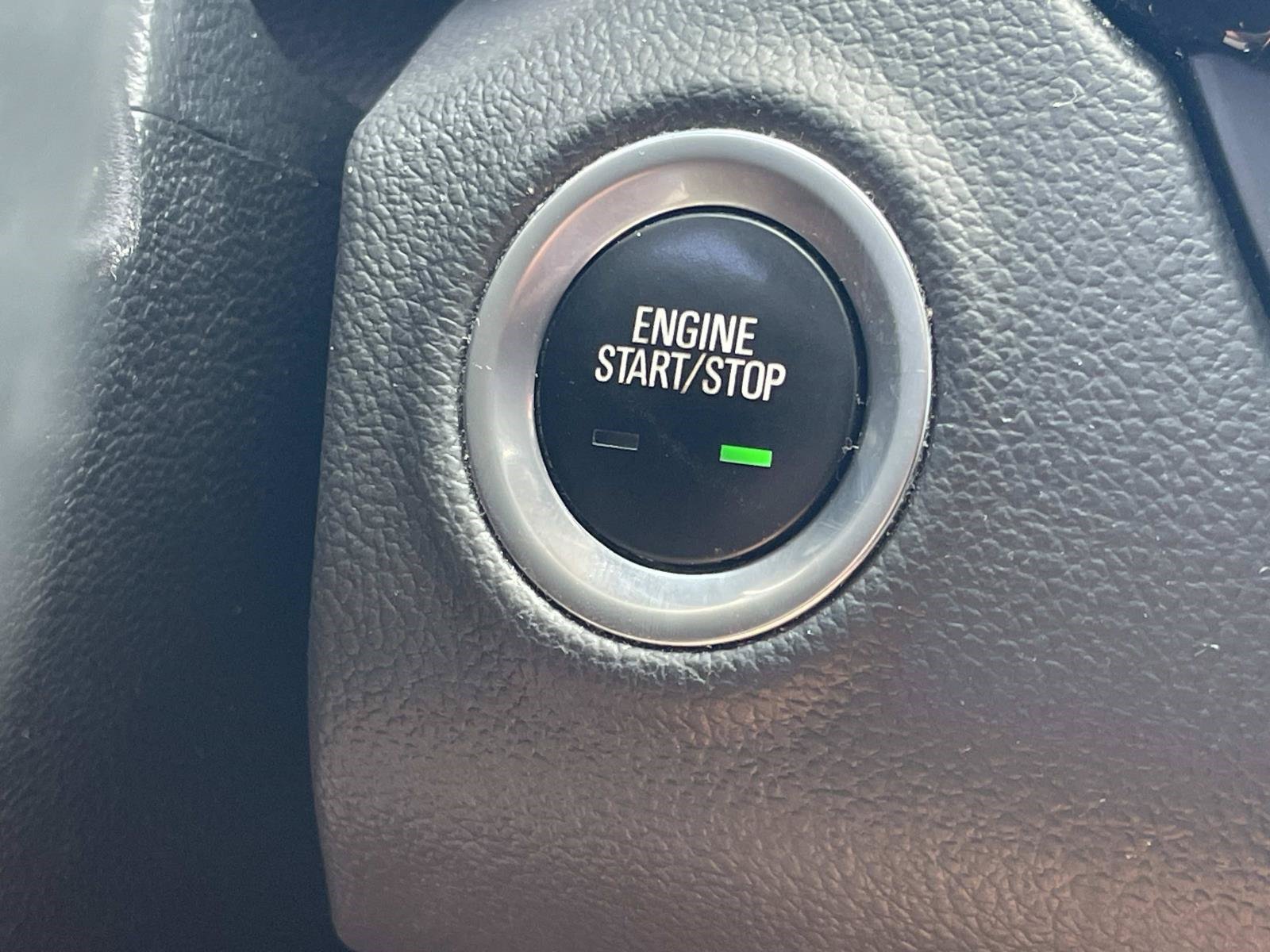 Used 2020 Buick Envision Essence FWD image 35