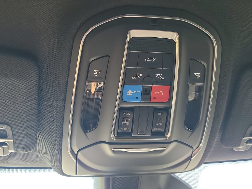 New 2026 Jeep Grand Cherokee Altitude RWD image 21